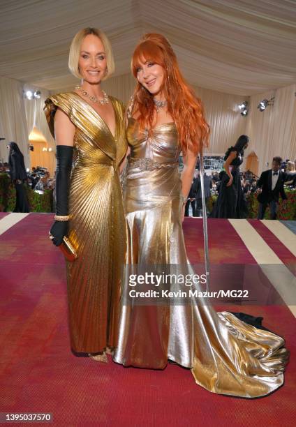 Amber Valletta and Charlotte Tilbury arrive at The 2022 Met Gala Celebrating "In America: An Anthology of Fashion" at The Metropolitan Museum of Art...