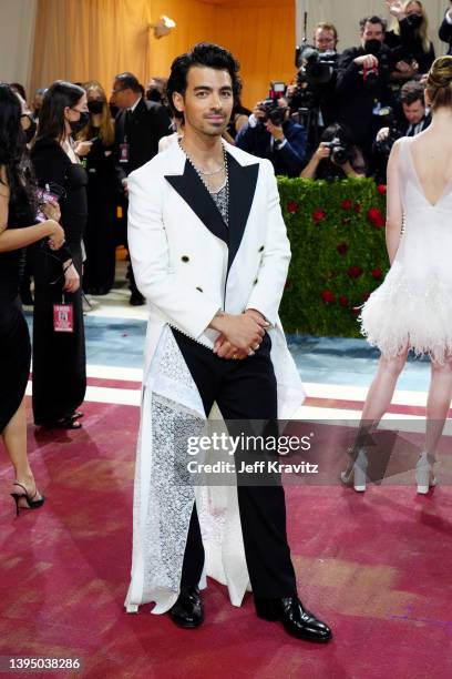 Joe Jonas attends The 2022 Met Gala Celebrating "In America: An Anthology of Fashion" at The Metropolitan Museum of Art on May 02, 2022 in New York...