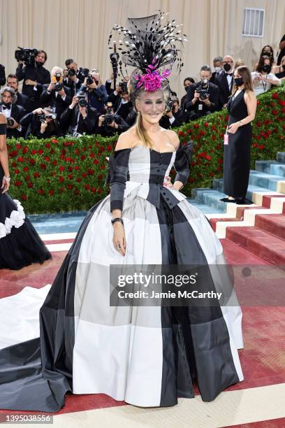 Sarah Jessica Parker attends The 2022 Met Gala Celebrating "In America: An Anthology of Fashion" at The Metropolitan Museum of Art on May 02, 2022 in...