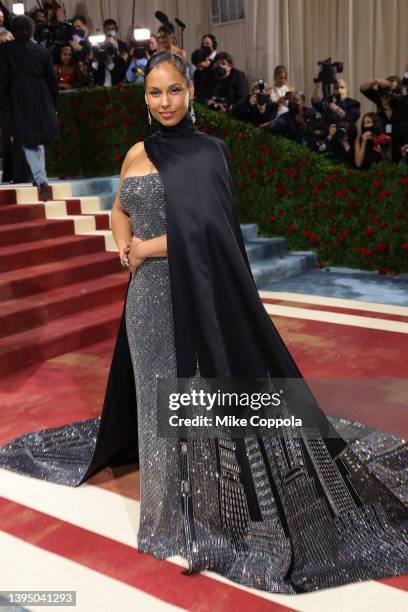 Alicia Keys attends The 2022 Met Gala Celebrating "In America: An Anthology of Fashion" at The Metropolitan Museum of Art on May 02, 2022 in New York...