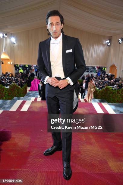 Adrien Brody arrives at The 2022 Met Gala Celebrating "In America: An Anthology of Fashion" at The Metropolitan Museum of Art on May 02, 2022 in New...