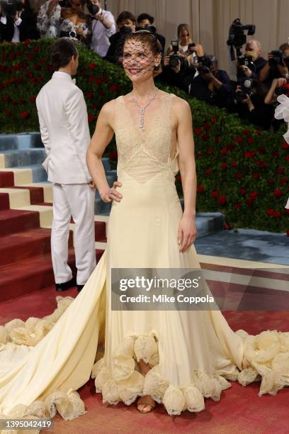 Claire Danes attends The 2022 Met Gala Celebrating "In America: An Anthology of Fashion" at The Metropolitan Museum of Art on May 02, 2022 in New...