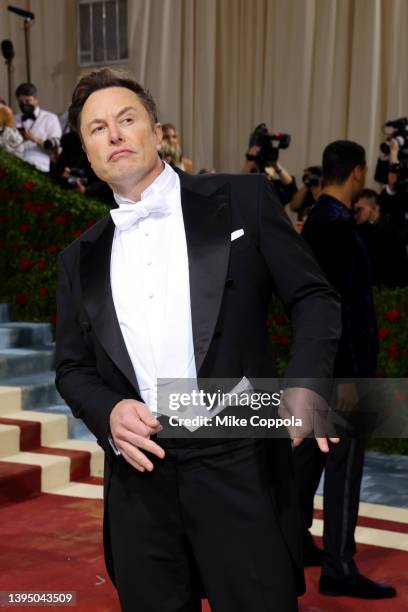 Elon Musk attends The 2022 Met Gala Celebrating "In America: An Anthology of Fashion" at The Metropolitan Museum of Art on May 02, 2022 in New York...