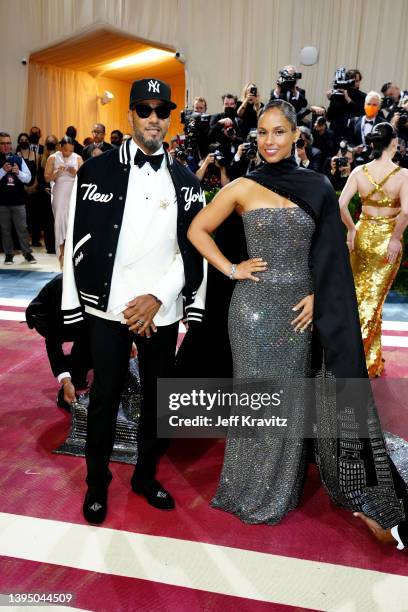 Swizz Beatz and Alicia Keys attend The 2022 Met Gala Celebrating "In America: An Anthology of Fashion" at The Metropolitan Museum of Art on May 02,...