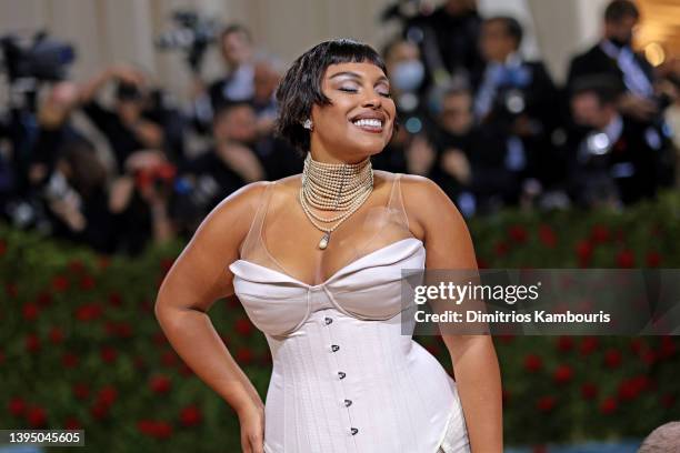 Paloma Elsesser attends The 2022 Met Gala Celebrating "In America: An Anthology of Fashion" at The Metropolitan Museum of Art on May 02, 2022 in New...