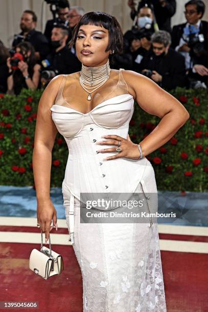 Paloma Elsesser attends The 2022 Met Gala Celebrating "In America: An Anthology of Fashion" at The Metropolitan Museum of Art on May 02, 2022 in New...