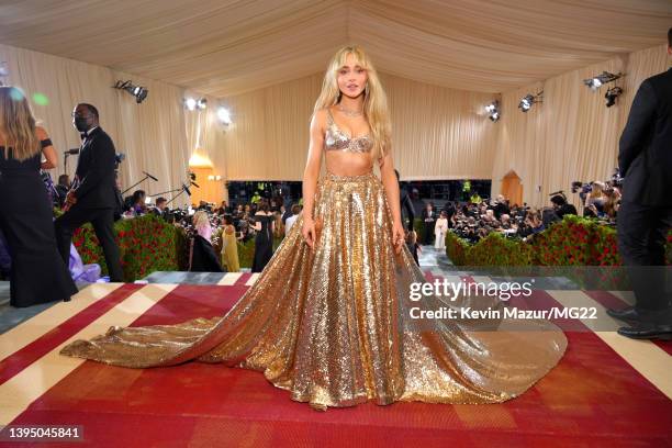 Sabrina Carpenter arrives at The 2022 Met Gala Celebrating "In America: An Anthology of Fashion" at The Metropolitan Museum of Art on May 02, 2022 in...