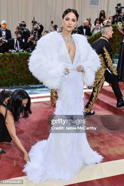 Eiza González attends The 2022 Met Gala Celebrating "In America: An Anthology of Fashion" at The Metropolitan Museum of Art on May 02, 2022 in New...