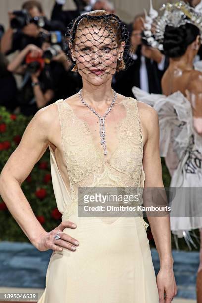 Claire Danes attends The 2022 Met Gala Celebrating "In America: An Anthology of Fashion" at The Metropolitan Museum of Art on May 02, 2022 in New...