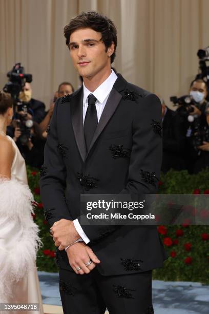 Jacob Elordi attends The 2022 Met Gala Celebrating "In America: An Anthology of Fashion" at The Metropolitan Museum of Art on May 02, 2022 in New...