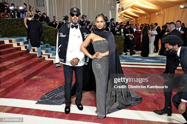 Swizz Beatz and Alicia Keys attend The 2022 Met Gala Celebrating "In America: An Anthology of Fashion" at The Metropolitan Museum of Art on May 02,...