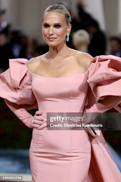 Molly Sims attends The 2022 Met Gala Celebrating "In America: An Anthology of Fashion" at The Metropolitan Museum of Art on May 02, 2022 in New York...