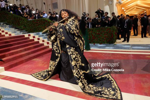 Lizzo attends The 2022 Met Gala Celebrating "In America: An Anthology of Fashion" at The Metropolitan Museum of Art on May 02, 2022 in New York City.