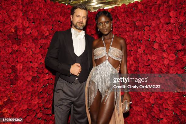 Joshua Jackson and Jodie Turner-Smith attend The 2022 Met Gala Celebrating "In America: An Anthology of Fashion" at The Metropolitan Museum of Art on...