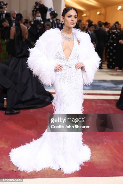 Eiza González attends The 2022 Met Gala Celebrating "In America: An Anthology of Fashion" at The Metropolitan Museum of Art on May 02, 2022 in New...