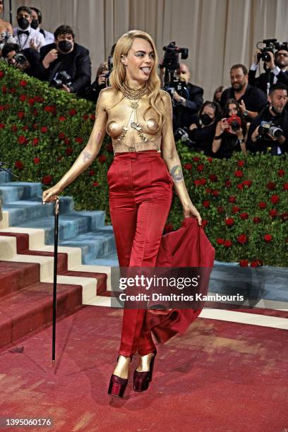 Cara Delevingne attends The 2022 Met Gala Celebrating "In America: An Anthology of Fashion" at The Metropolitan Museum of Art on May 02, 2022 in New...