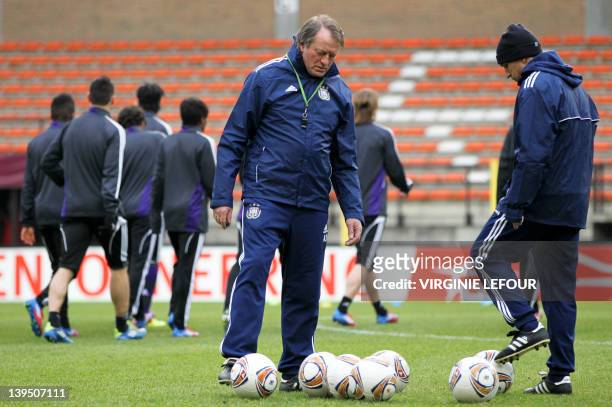 Anderlecht's head coach Ariel Jacobs and Anderlecht's assistant coach Besnik Hasi attend a training session in Anderlecht on February 22 on the eve...