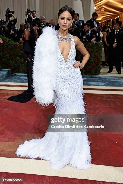 Eiza González attends The 2022 Met Gala Celebrating "In America: An Anthology of Fashion" at The Metropolitan Museum of Art on May 02, 2022 in New...