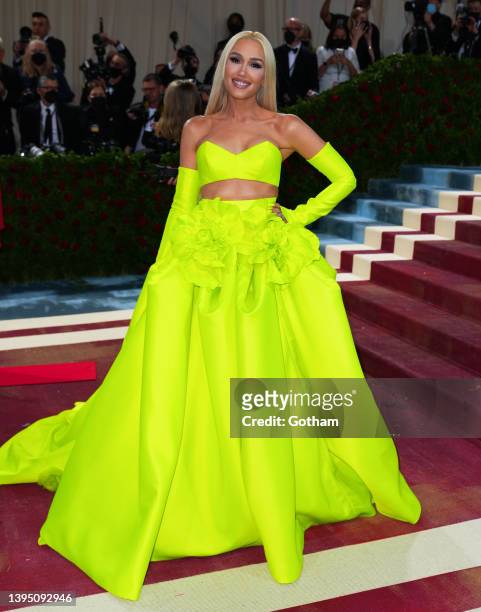 Gwen Stefani attends The 2022 Met Gala Celebrating "In America: An Anthology of Fashion" at The Metropolitan Museum of Art on May 2, 2022 in New York...