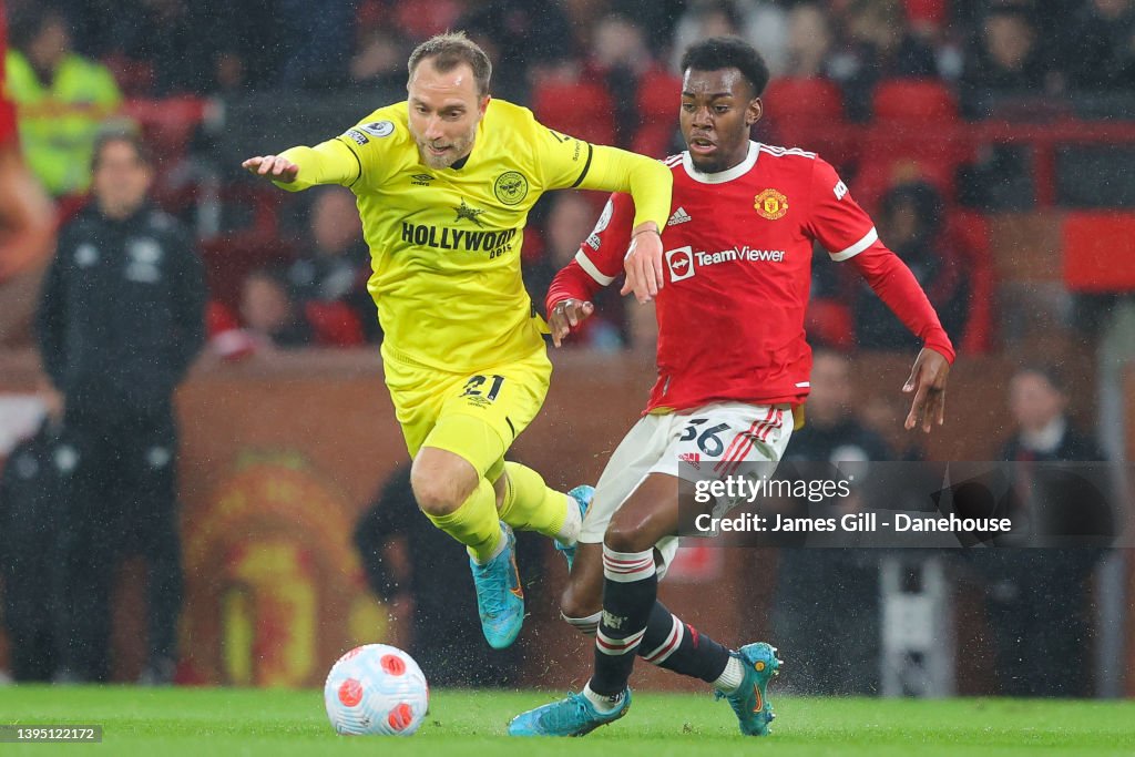 Manchester United v Brentford - Premier League