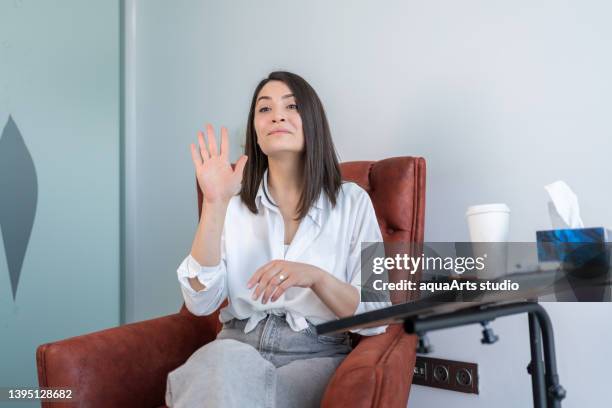 Language Using Tapping Tapping Therapy Photos and Premium High Res Pictures - Getty Images