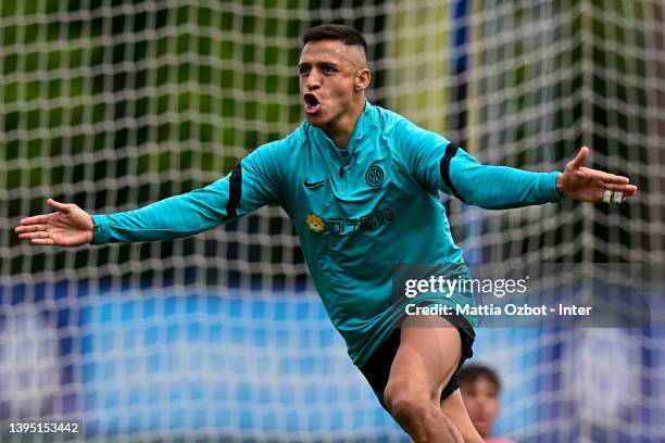 Alexis Sanchez of FC Internazionale gesture during the FC Internazionale training session at the club's training ground Suning Training Center at...