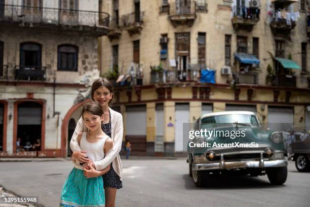 travel with children in cuba - cuba girls stock pictures, royalty-free photos & images