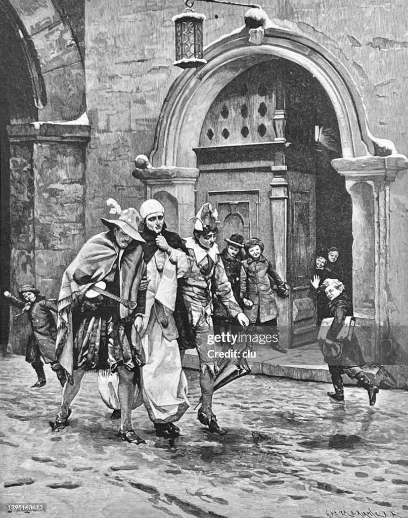 Carnival farewell: three disguised persons go home tired, pupils laugh at them