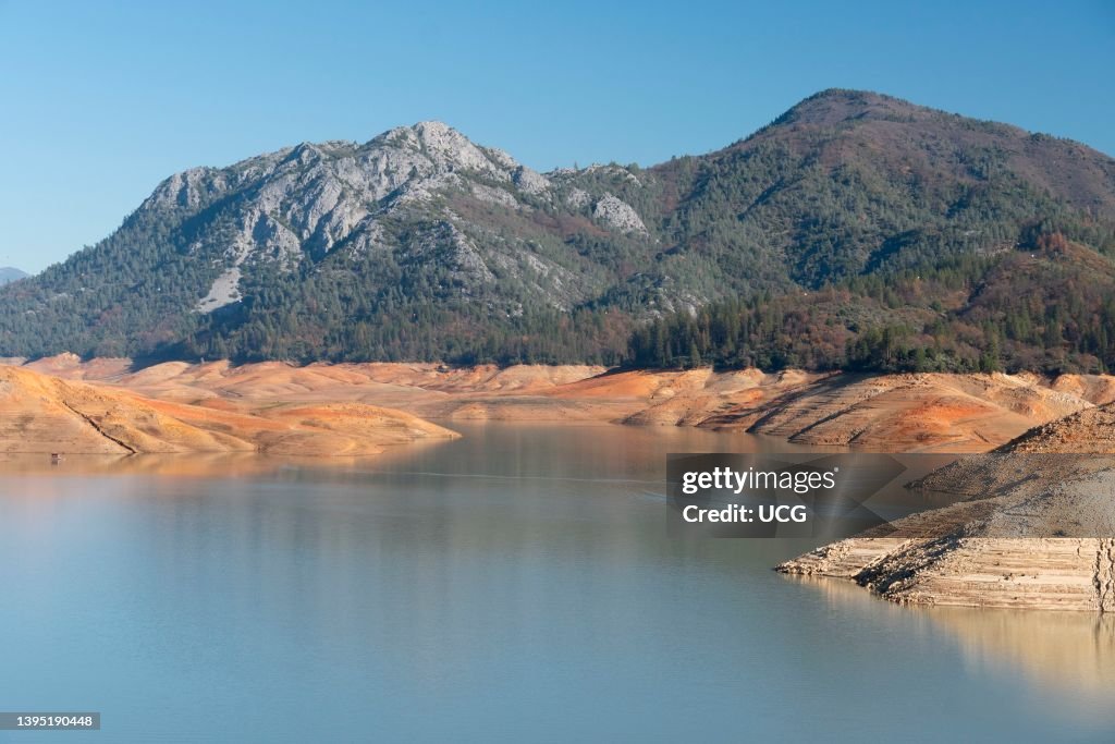 Low water levels at Lake Shasta, California, USA