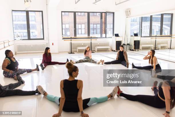 Straddle Splits Photos and Premium High Res Pictures - Getty Images