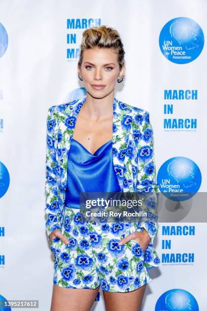 AnnaLynne McCord attends the UN Women For Peace Association 2022 Awards luncheon at Casa Cipriani on May 03, 2022 in New York City.