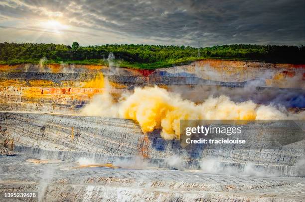coal mine - mining dust stock pictures, royalty-free photos & images