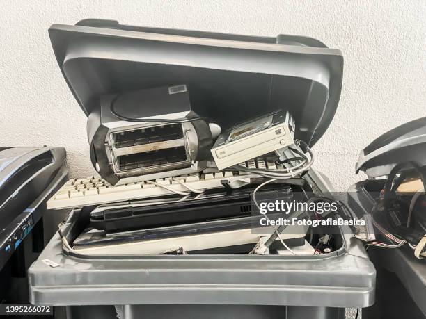 35 Smashed Plastic Food Containers Stock Photos, High-Res Pictures, and ...