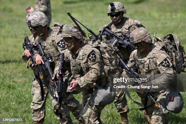 Soldiers from the 2nd Infantry Division participate in the Best Warrior and Best squad competitions at Camp Humphreys on May 04, 2022 in Pyeongtaek,...