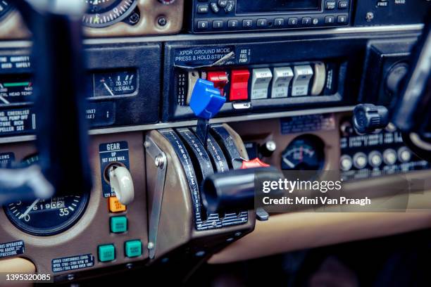 the cockpit of a light aircraft - aeroplane dashboard stock pictures, royalty-free photos & images