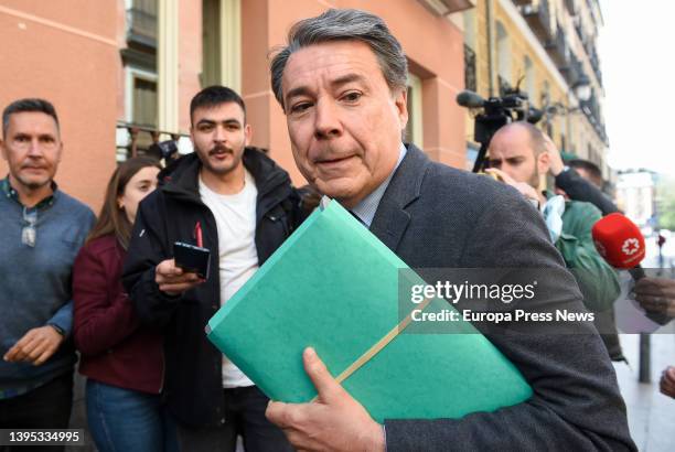 The former president of the Community of Madrid Ignacio Gonzalez on his arrival at the municipal commission of inquiry into the alleged spying on the...