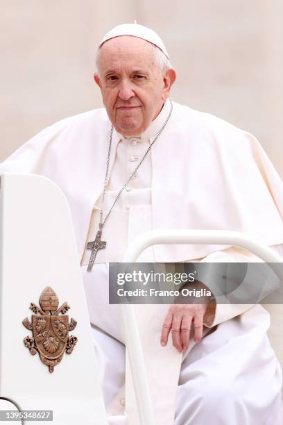 Pope Francis arrives in St. Peter's Square for his general weekly audience on May 04, 2022 in Vatican City, Vatican. In a meeting with the Japanese...