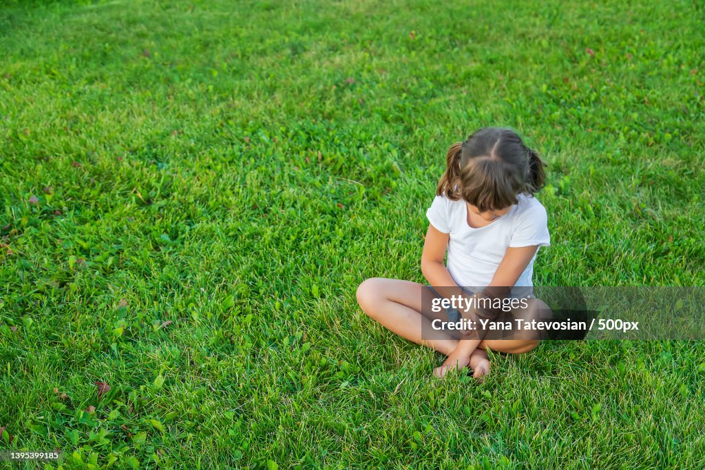 Child is bitten by mosquitoes Selective focus
