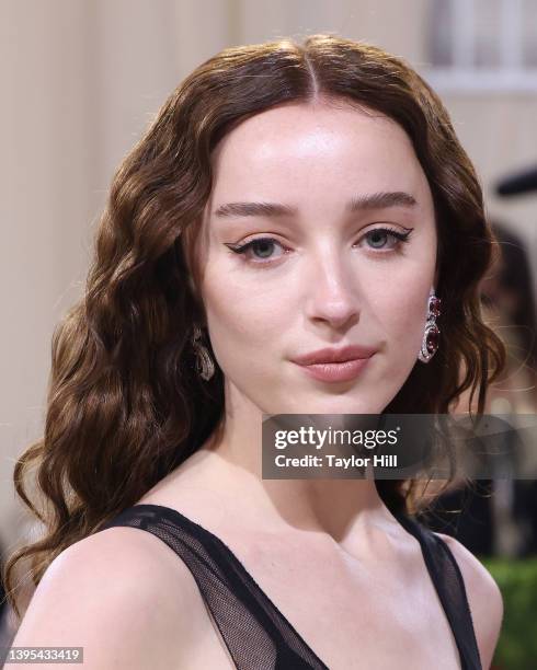 Phoebe Dynevor attends "In America: An Anthology of Fashion," the 2022 Costume Institute Benefit at The Metropolitan Museum of Art on May 02, 2022 in...