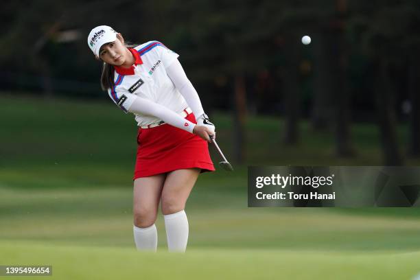 Seonwoo Bae of South Korea chips onto the 9th green during the first round of World Ladies Championship Salonpas Cup at Ibaraki Golf Club on May 5,...