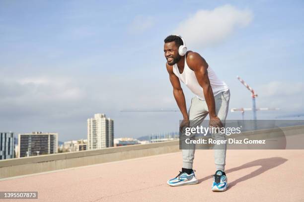 Man Sweating In Sun Photos and Premium High Res Pictures - Getty Images
