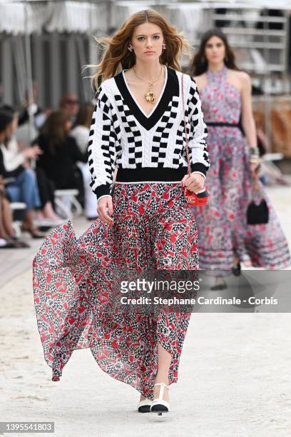 A model walks the runway during the Chanel Cruise 2023 Collection on  News Photo - Getty Images