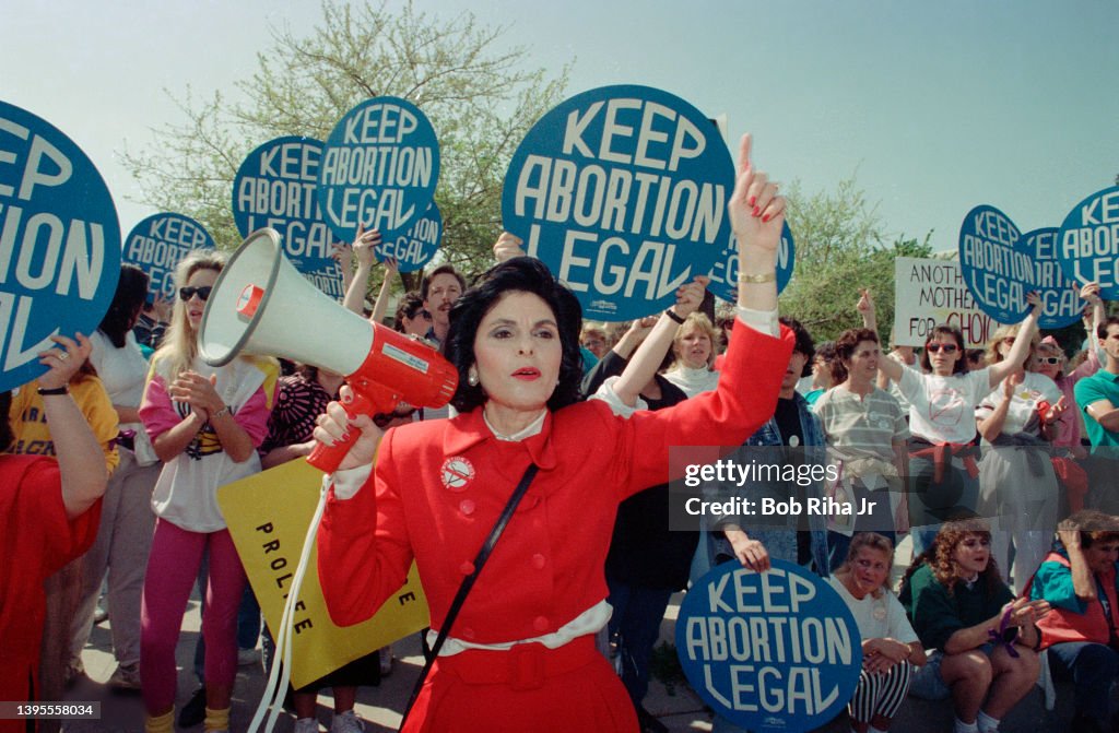 Attorney Gloria Allred outside Planned Parenthood Facility