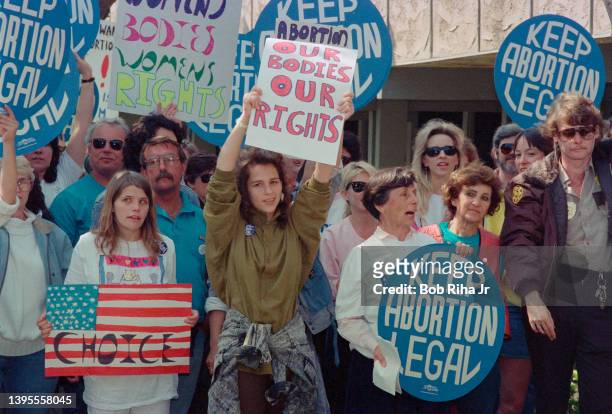 Pro-Choice supporters outside a Planned Parenthood facility, March 23, 1989 in Cypress, California.