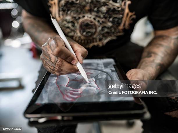 922 Tattoo Sleeve Design Photos and Premium High Res Pictures - Getty Images