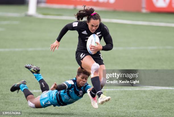 Portia Woodman of New Zealand runs with the ball versus Fiji during a Women's HSBC World Rugby Sevens Series match at Starlight Stadium on April 30,...