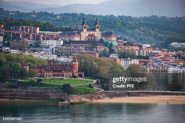 palacio miramar in san sebastian - guipuzcoa province stock pictures, royalty-free photos & images