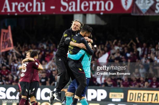 Davide Nicola manager of US Salernitana rejoice after the Serie A match between US Salernitana and Venezia FC at Stadio Arechi on May 05, 2022 in...