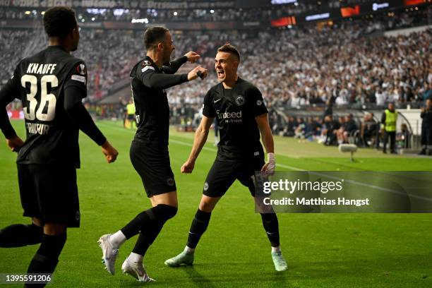 Rafael Santos Borre of Eintracht Frankfurt celebrates with team mates after scoring their sides first goal during the UEFA Europa League Semi Final...