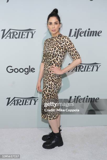 Sarah attends Variety's 2022 Power Of Women: New York Event Presented By Lifetime at The Glasshouse on May 05, 2022 in New York City.